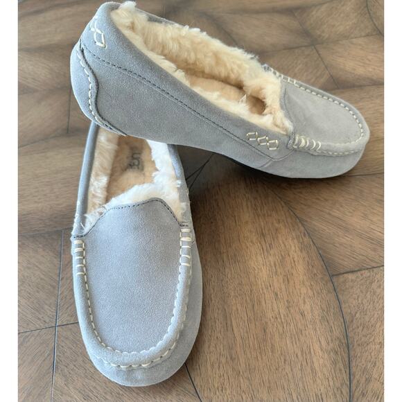 UGG Women's Ansley Indoor/Outdoor Slippers NWOT Sz 8 Great Value! - Picture 6 of 11